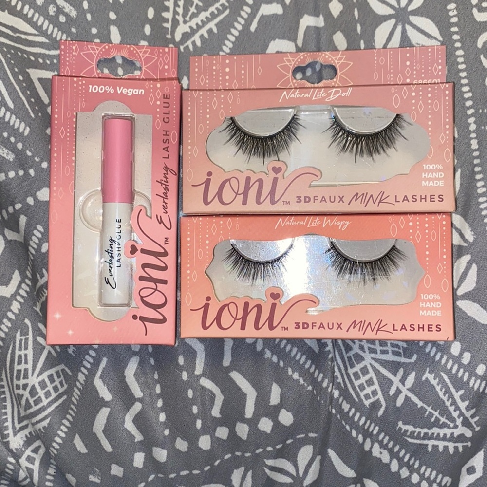 False lash bundle